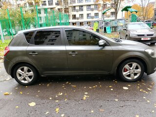 2011 Kia Ceed I Рестайлинг, серебристый, 460000 рублей, вид 3