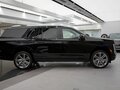 2025 Cadillac Escalade ESV V Рестайлинг, чёрный - вид 2