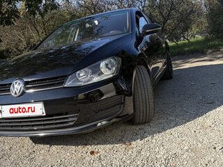 2014 Volkswagen Golf VII, чёрный, 930000 рублей, вид 3