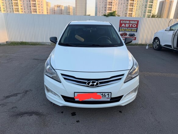 2014 Hyundai Solaris I Рестайлинг, белый, 920000 рублей