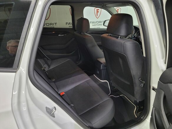 2013 BMW X1 20i I (E84) Рестайлинг, белый, 1119000 рублей - вид 15