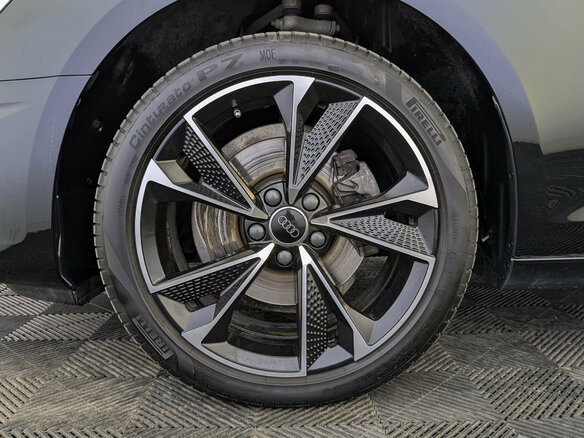 2022 Audi A4 35 TFSI V (B9) Рестайлинг, чёрный, 3950000 рублей - вид 11