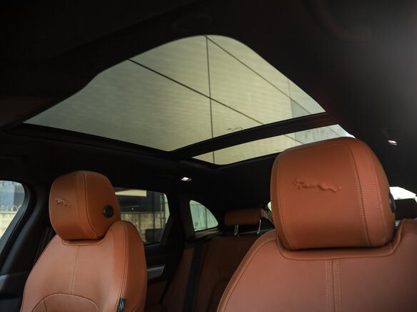 2020 Jaguar F-Pace I Рестайлинг, чёрный, 5199000 рублей - вид 28
