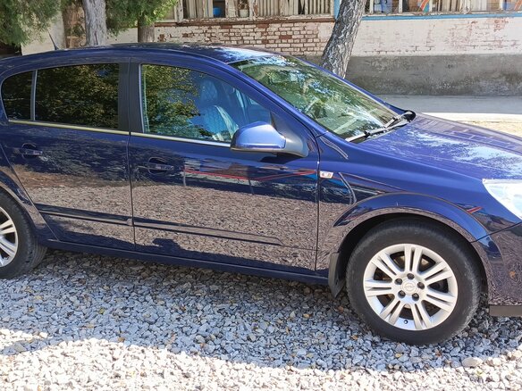 2011 Opel Astra H Рестайлинг, синий, 800000 рублей - вид 2