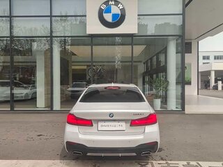 2023 BMW 5 серии Long 530Li VII (G30/G31/G38) Рестайлинг, белый, 5600000 рублей, вид 4