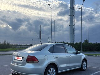 2011 Volkswagen Polo V, серебристый, 689000 рублей, вид 5