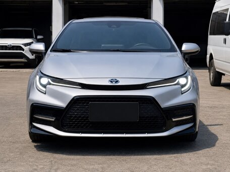 2022 Toyota Levin XII (E210) Рестайлинг, серебристый, 1689000 рублей, вид 2