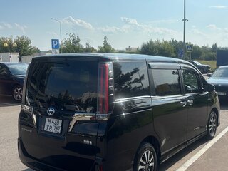 2019 Toyota Esquire I Рестайлинг, чёрный, 2222000 рублей, вид 4
