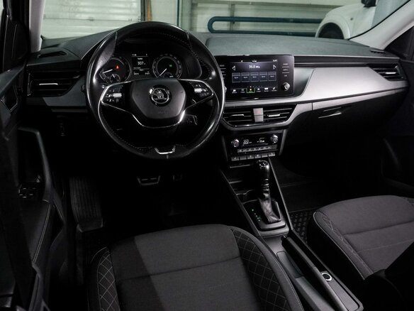 2021 Skoda Rapid II, чёрный, 1696000 рублей - вид 5