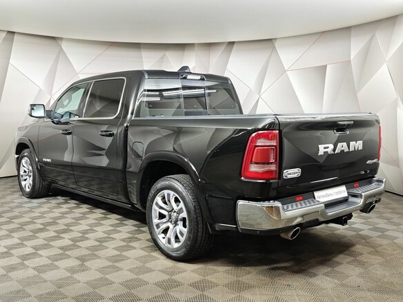 2023 Ram 1500 Crew Cab V, чёрный, 8351000 рублей - вид 3