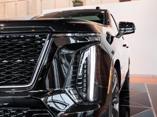 2026 Cadillac Escalade-V I Рестайлинг, чёрный, 28900000 рублей, вид 5