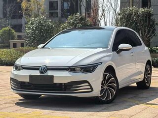 2022 Volkswagen Golf VIII, серый, 1930000 рублей, вид 1