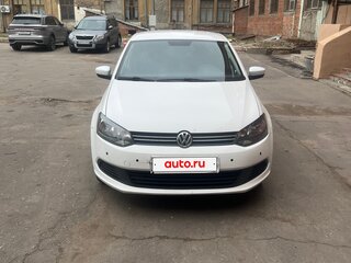 2013 Volkswagen Polo V, белый, 715000 рублей, вид 3