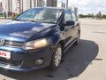 2015 Volkswagen Polo V, синий - вид 2