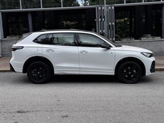 2026 Volkswagen Tiguan L Pro III (China Market), белый, 4800000 рублей, вид 5