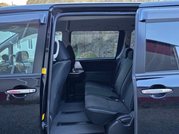 2013 Toyota Noah II (R70), чёрный - вид 14