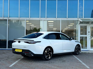 2024 Changan Lamore, белый, 2095000 рублей, вид 3