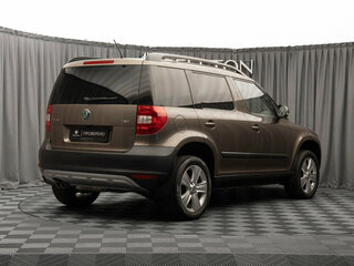 2012 Skoda Yeti I, коричневый, 1370000 рублей, вид 5