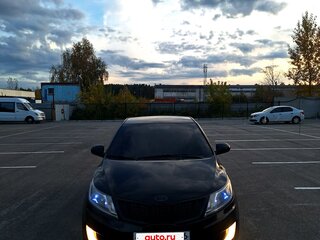 2012 Kia Rio 5-speed III, чёрный, 730000 рублей, вид 4