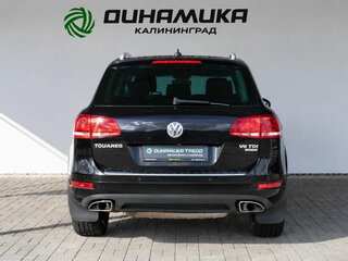 2011 Volkswagen Touareg II, чёрный, 1899000 рублей, вид 4