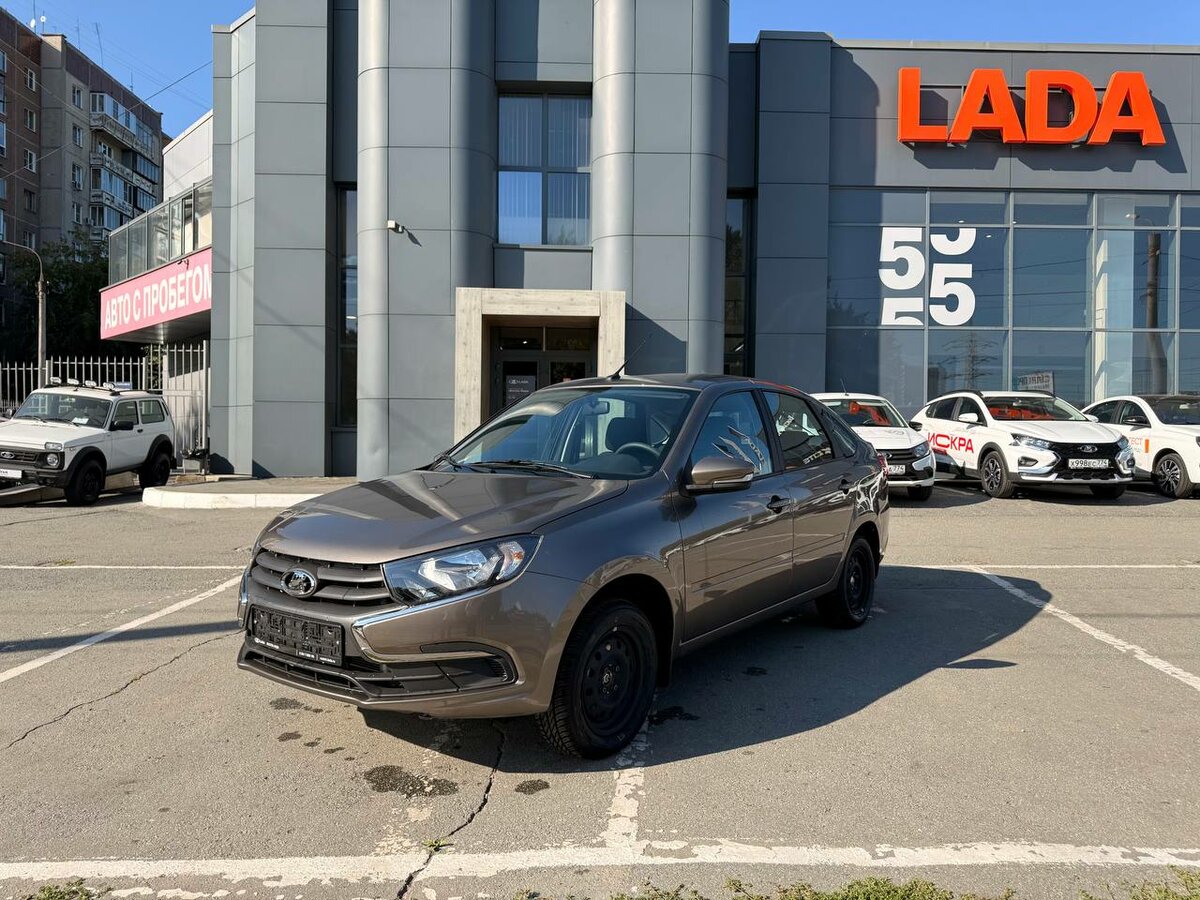 Открыть фотографии: Lada (ВАЗ) Granta I Рестайлинг