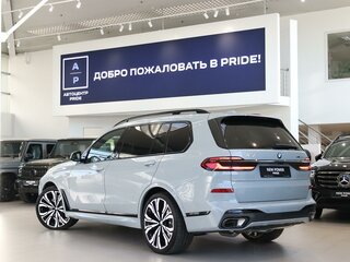 2025 BMW X7 40d I (G07) Рестайлинг, серый, 16300000 рублей, вид 2