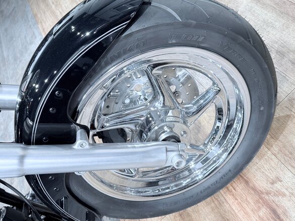 2010 Harley-Davidson Fat Boy, чёрный, 1299000 рублей - вид 25