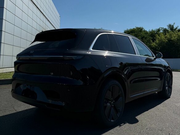 2025 Li Auto (Lixiang) L6 I, чёрный, 8890000 рублей - вид 3