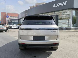 2026 Lynk & Co 900, серебристый, 7790000 рублей, вид 5
