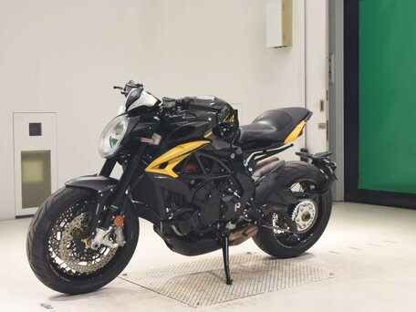 2020 MV Agusta Dragster 800, чёрный, 1100000 рублей, вид 4