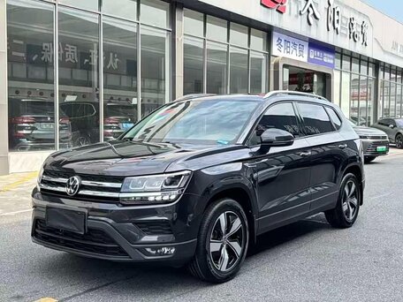 Volkswagen Tharu I