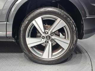 2023 Audi Q2 35 TDI I Рестайлинг, серый, 3377700 рублей, вид 5