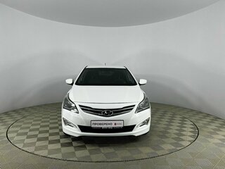 2015 Hyundai Solaris I Рестайлинг, белый, 1032000 рублей, вид 2