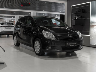 2009 Toyota Verso I, чёрный, 895000 рублей, вид 2