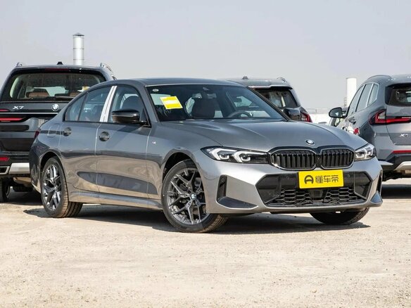 2025 BMW 3 серии 330i VII (G2x) Рестайлинг 2, серебристый, 5668000 рублей - вид 3