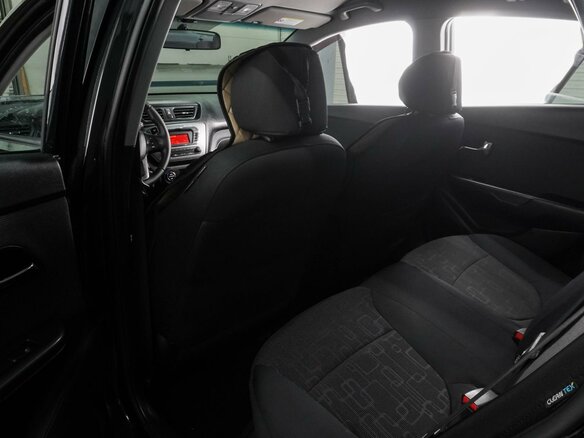 2011 Kia Rio 5-speed III, чёрный, 874000 рублей - вид 10