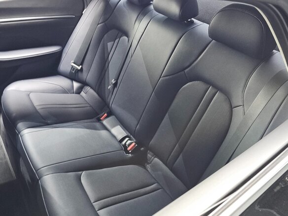 2023 Hyundai Sonata VIII (DN8) Рестайлинг, чёрный, 2450000 рублей - вид 7