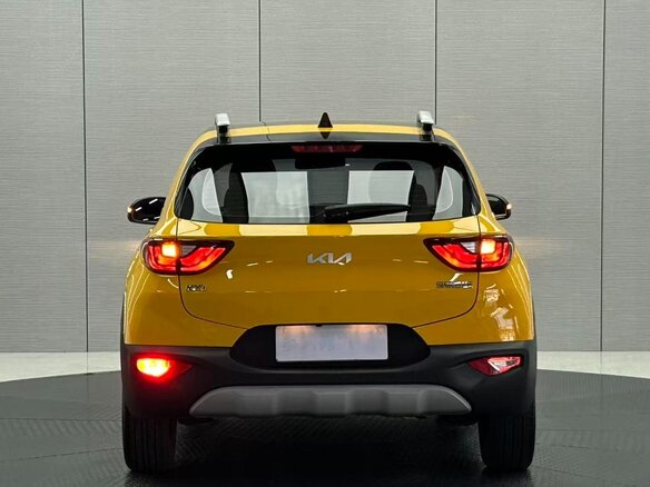 2023 Kia KX1, жёлтый, 1210000 рублей - вид 4