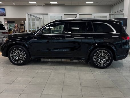 2026 Mercedes-Benz GLS 450 II (X167) Рестайлинг 2, чёрный, 17700000 рублей, вид 5