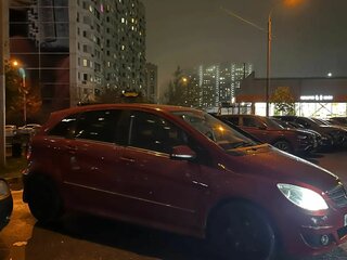 2008 Mercedes-Benz B-Класс 170 I (W245) Рестайлинг, красный, 550000 рублей, вид 4
