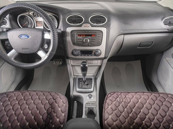2010 Ford Focus II Рестайлинг, серый, 399000 рублей - вид 9
