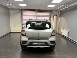 2021 Renault Sandero Stepway II Рестайлинг, серебристый, 1245000 рублей, вид 5