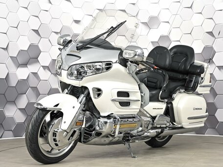 2003 Honda GL 1800 Gold Wing, белый, 949000 рублей, вид 2
