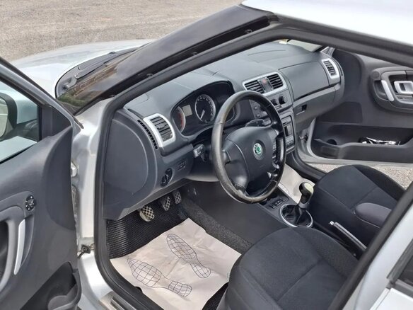 2008 Skoda Fabia II, серебристый, 520000 рублей - вид 4