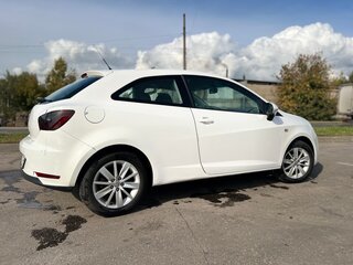 2012 SEAT Ibiza IV Рестайлинг, белый, 750000 рублей, вид 4
