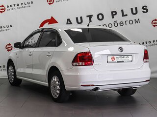 2016 Volkswagen Polo V Рестайлинг, белый, 1299000 рублей, вид 2