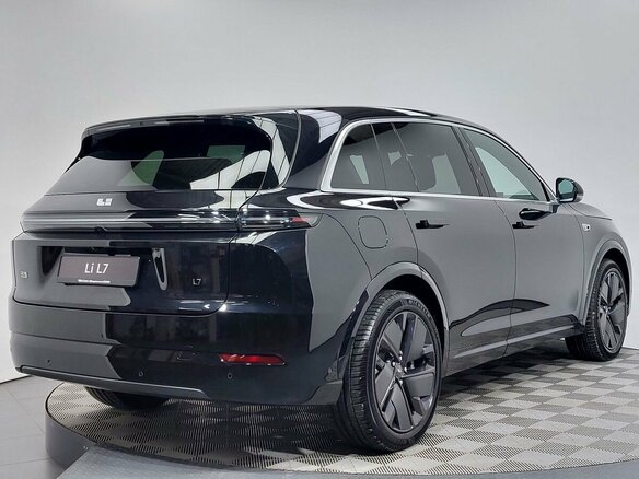 2026 Li Auto (Lixiang) L7 52.3 kWh I Рестайлинг, чёрный, 10690000 рублей - вид 25