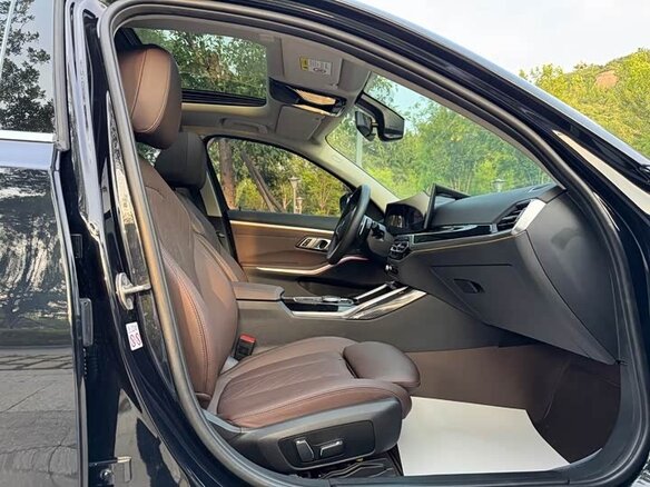 2023 BMW 3 серии Long 320Li VII (G2x) Рестайлинг, чёрный, 3500000 рублей - вид 6
