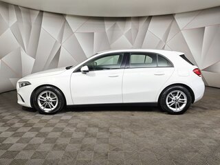 2019 Mercedes-Benz A-Класс 200 IV (W177), белый, 2495000 рублей, вид 5
