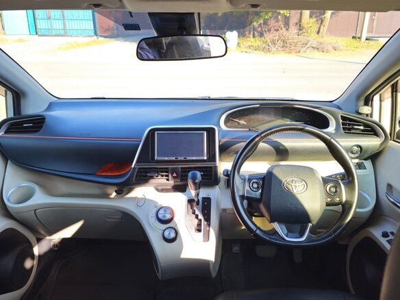 2016 Toyota Sienta II, белый, 1050000 рублей - вид 15